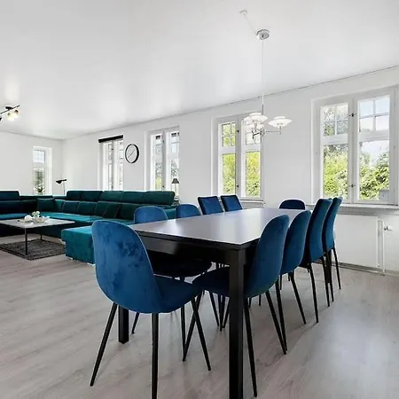 Dejlig Hus Med Vildmarksbad